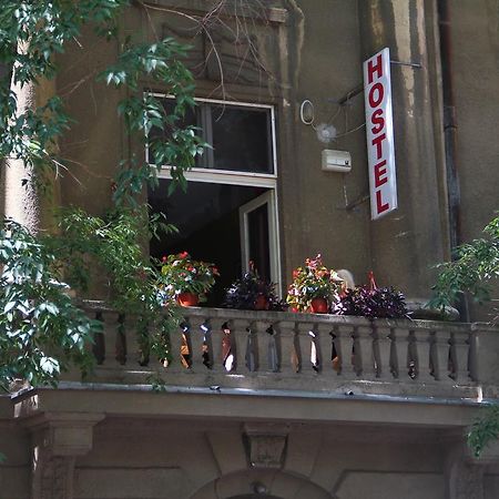Hostel Sova Novi Sad Exterior photo